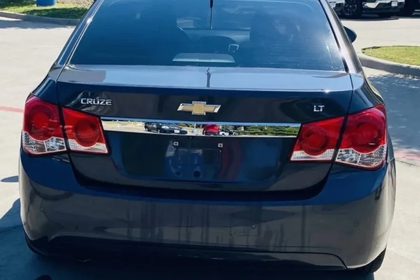 2014 Chevrolet Cruze photo 1