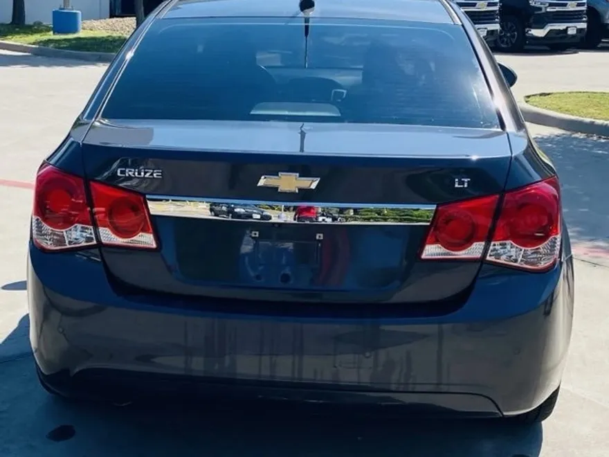 2014 Chevrolet Cruze photo 1