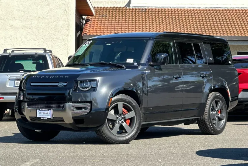 2023 Land Rover Defender 130 X photo 1