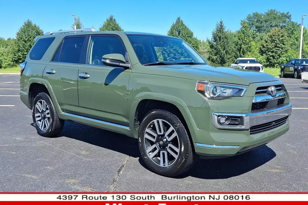 2022 Toyota 4Runner Limited photo 1