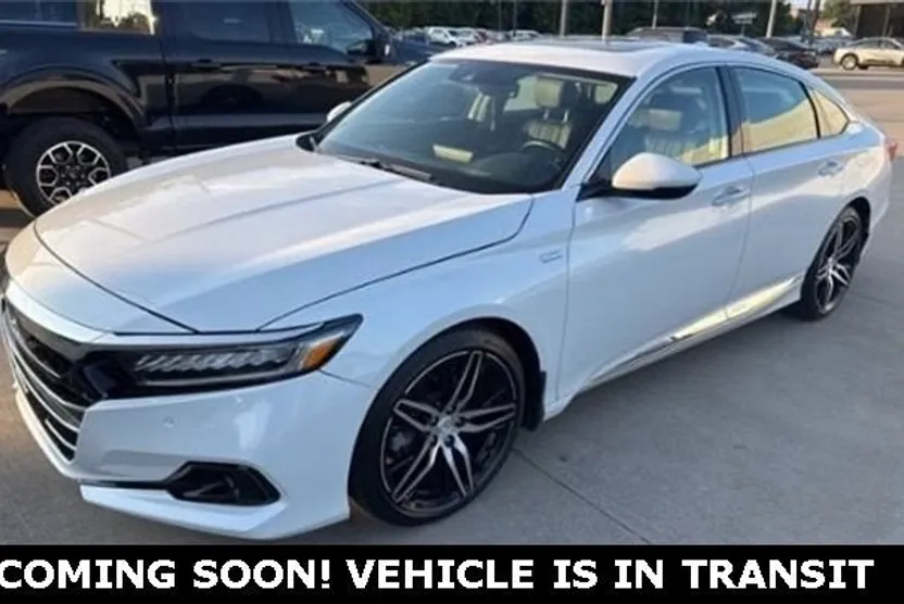 2022 Honda Accord Touring photo 1