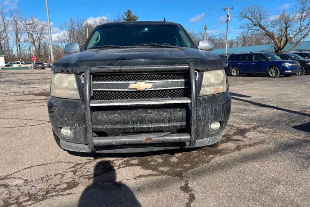 2009 Chevrolet Tahoe LT photo 1