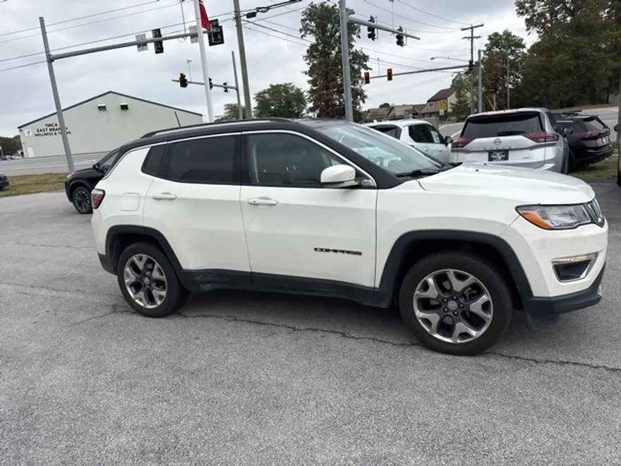 2018 Jeep Compass Limited photo 1