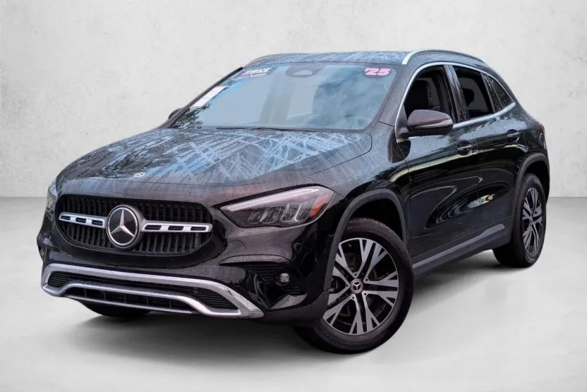 2025 Mercedes Benz GLA 250 photo 1
