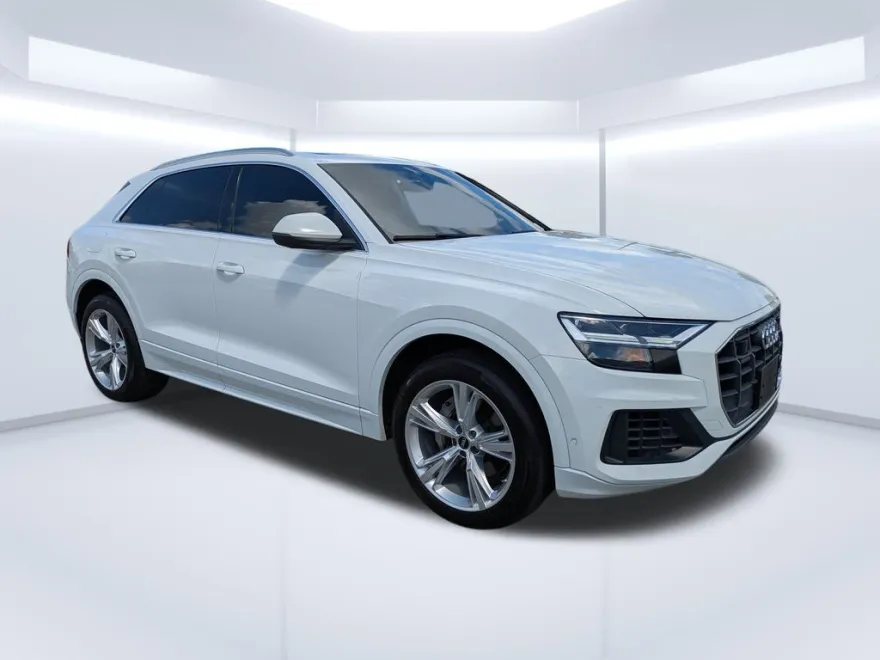 2022 Audi Q8 55 Premium Plus photo 1