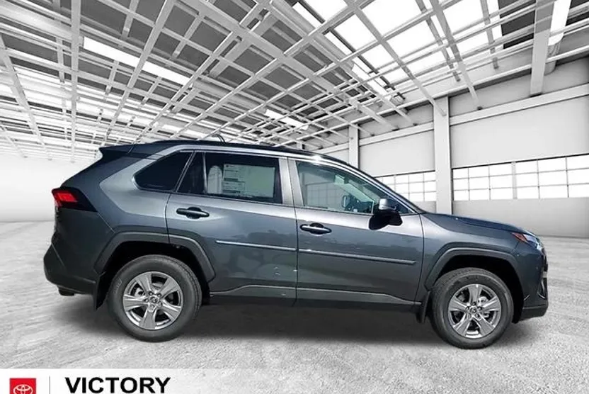 2025 Toyota RAV4 XLE photo 1