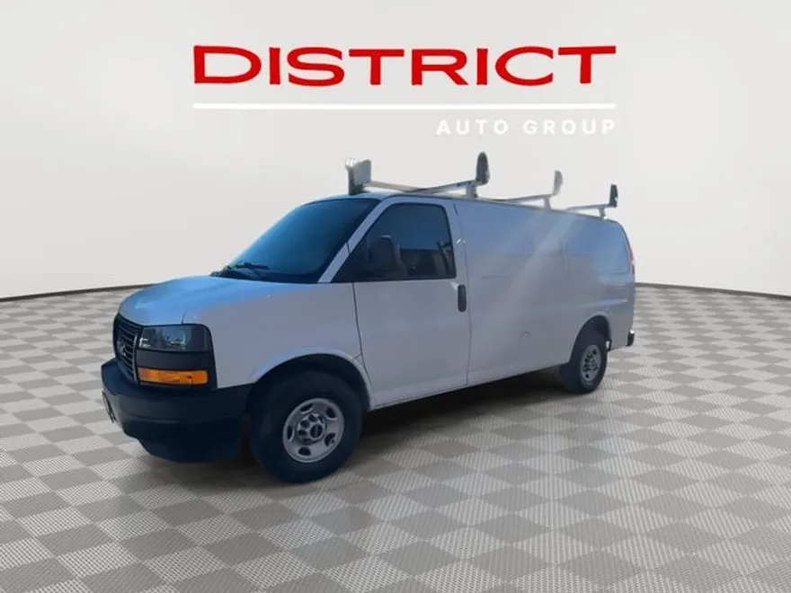 2022 Gmc Savana 2500 Cargo photo 1
