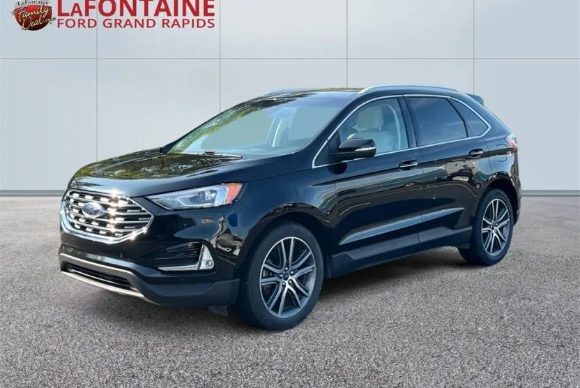 2020 Ford Edge Titanium photo 1