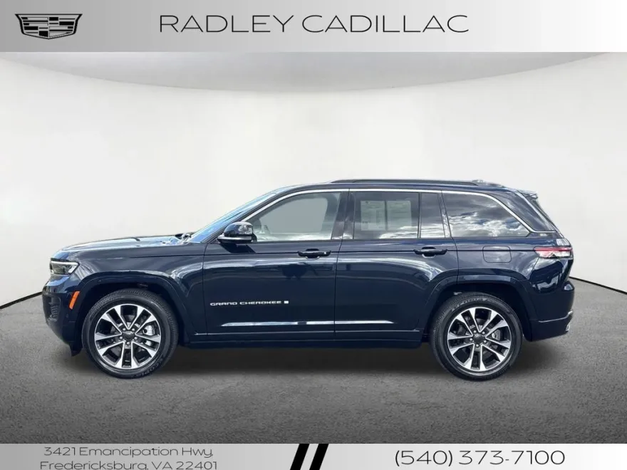 2024 Jeep Grand Cherokee Overland photo 1