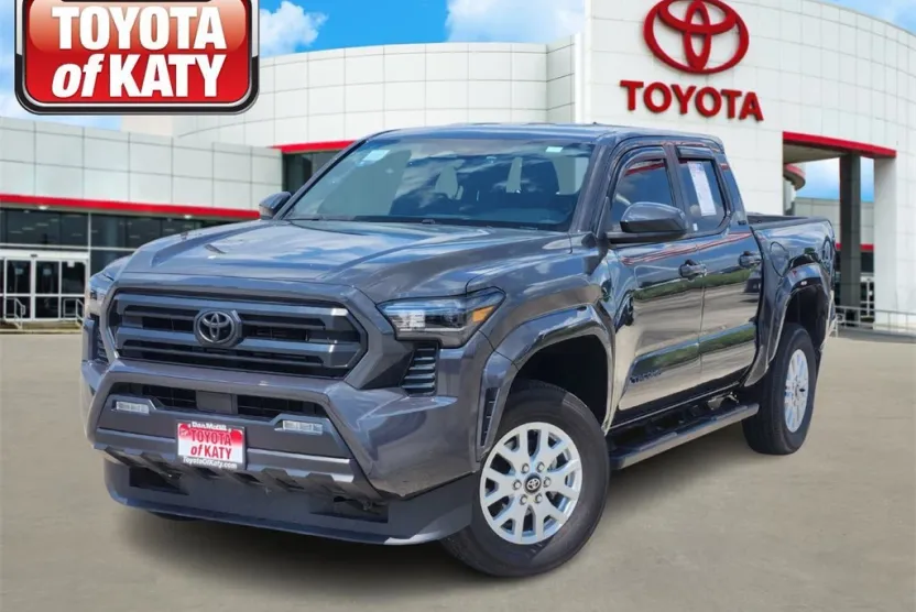 2024 Toyota Tacoma SR5 photo 1