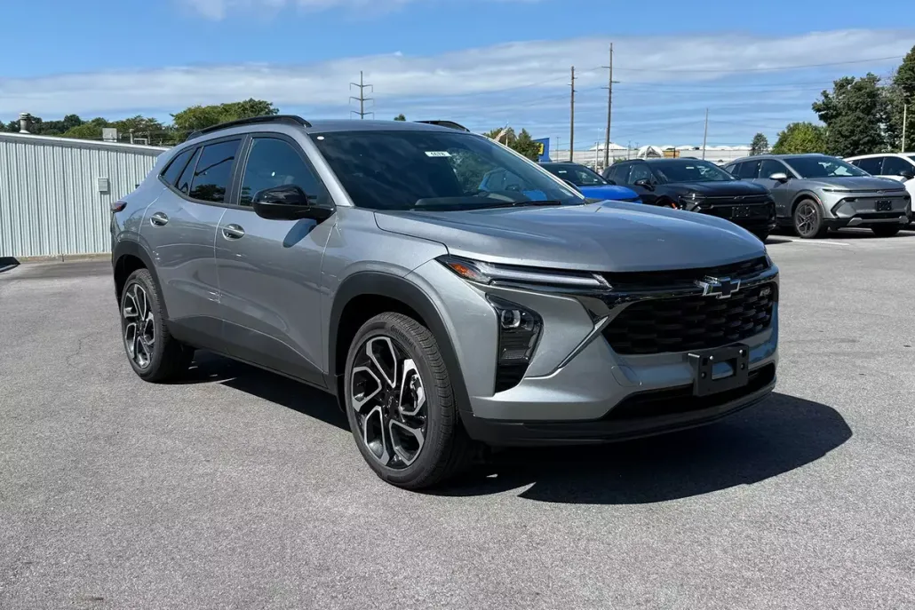 2025 Chevrolet Trax photo 1