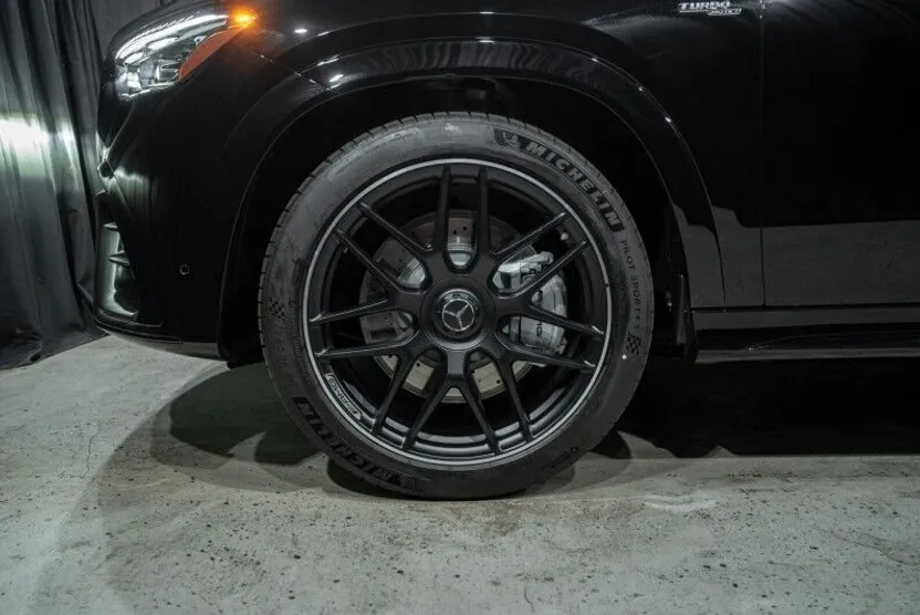 2025 Mercedes Benz GLE AMG 53 4MATIC photo 1