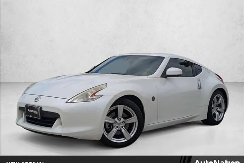 2011 Nissan 370Z photo 1