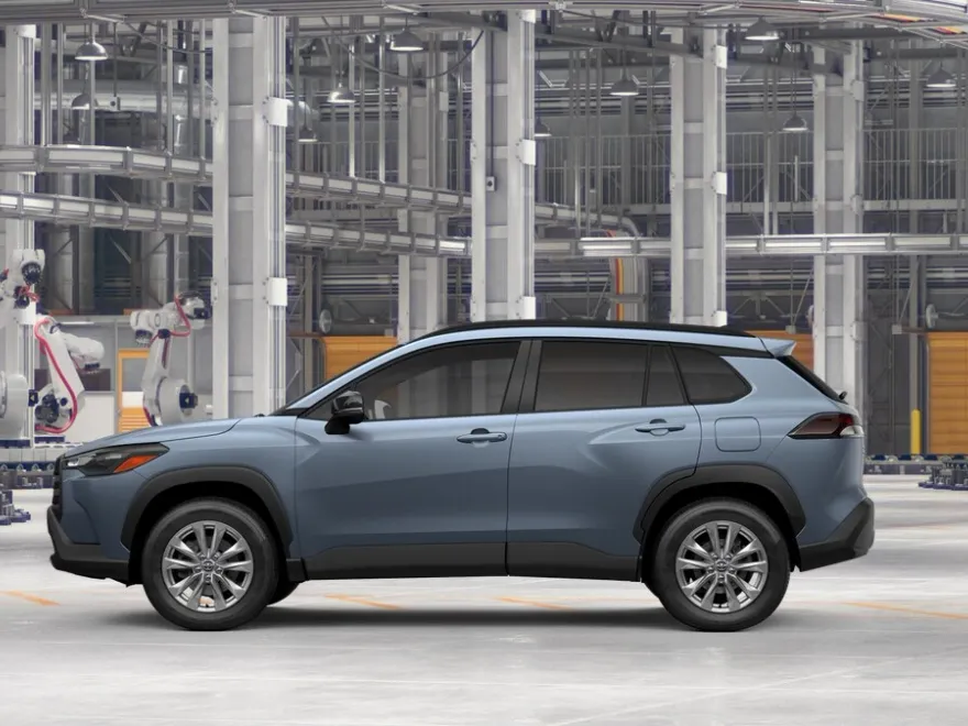 2026 Toyota Corolla Cross LE photo 1