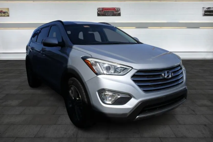 2016 Hyundai Santa Fe Limited photo 1