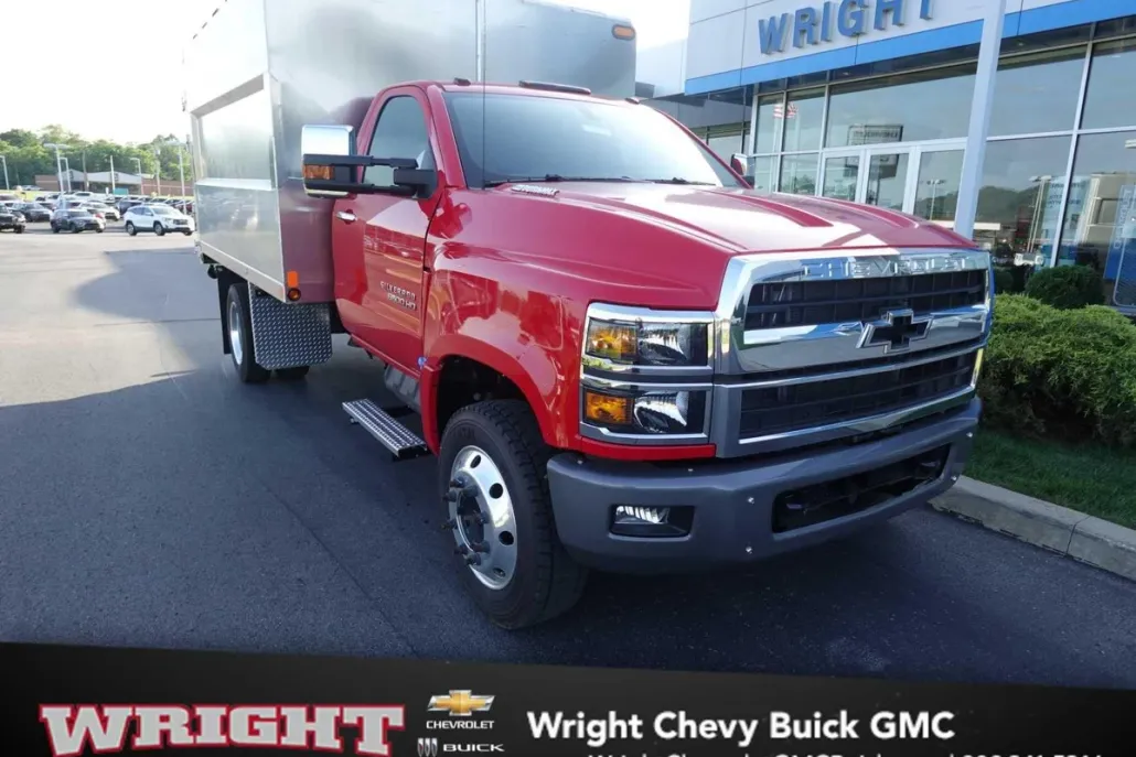 2023 Chevrolet Silverado 6500HD Work Truck photo 1