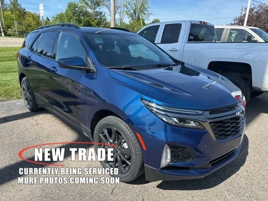 2022 Chevrolet Equinox RS photo 1