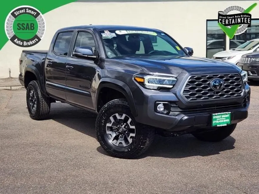 2023 Toyota Tacoma TRD Off-Road photo 1