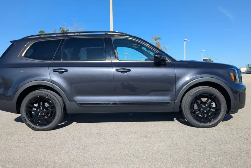 2025 Kia Telluride X-Line X-Pro photo 1