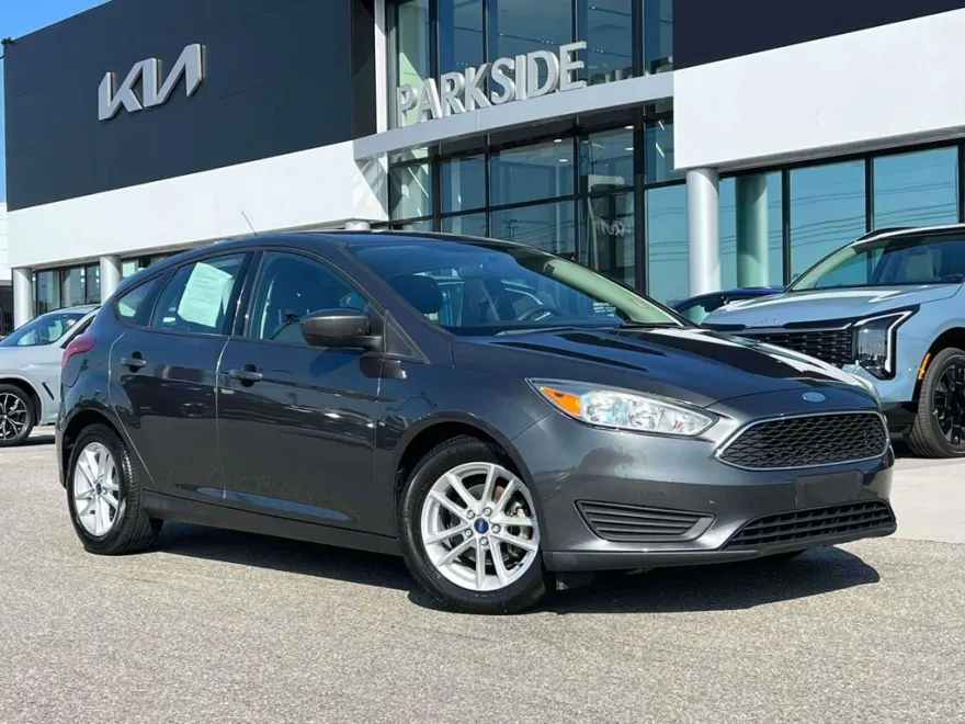 2018 Ford Focus SE photo 1
