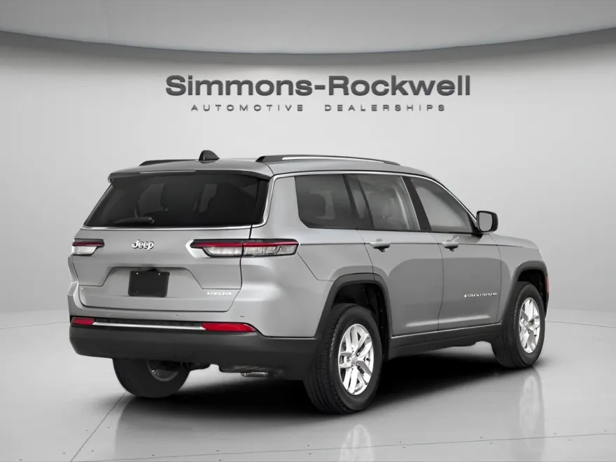 2024 Jeep Grand Cherokee Altitude photo 1