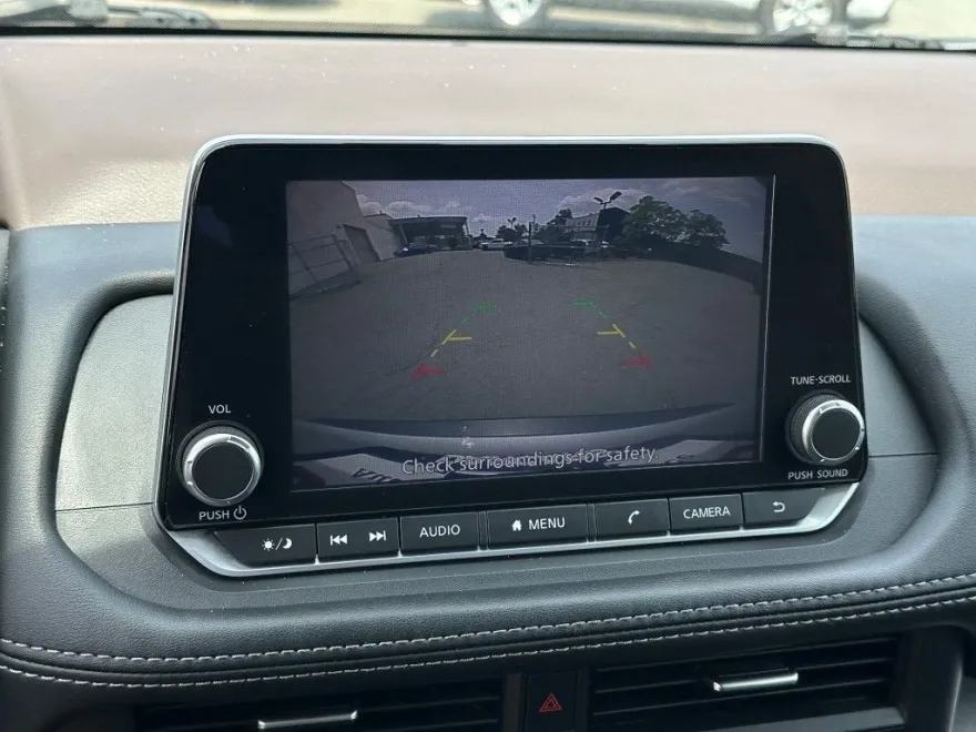 2023 Nissan Rogue SV photo 26