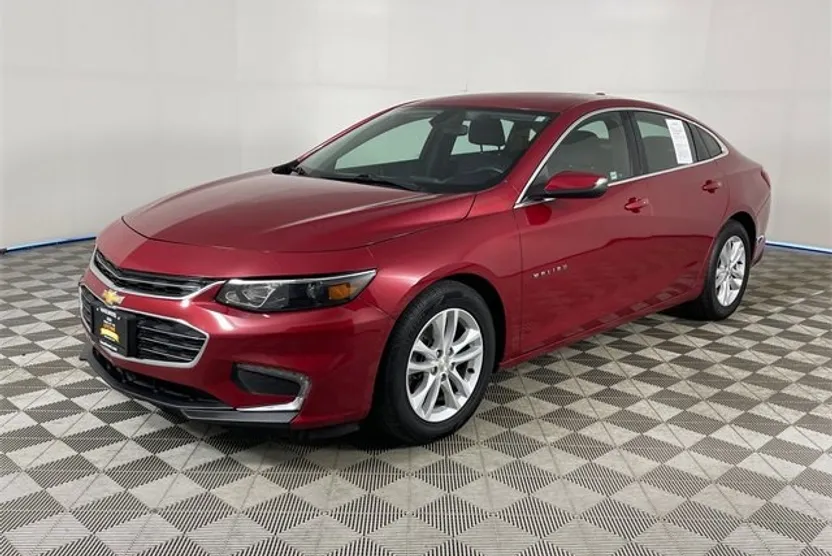 2016 Chevrolet Malibu 1LT photo 1