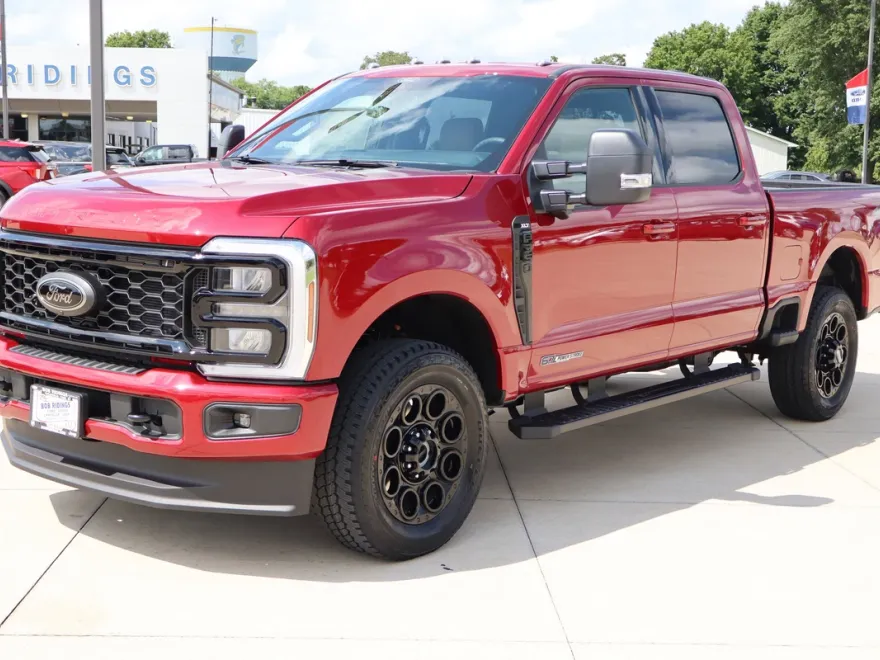 2025 Ford F-350 XLT photo 1