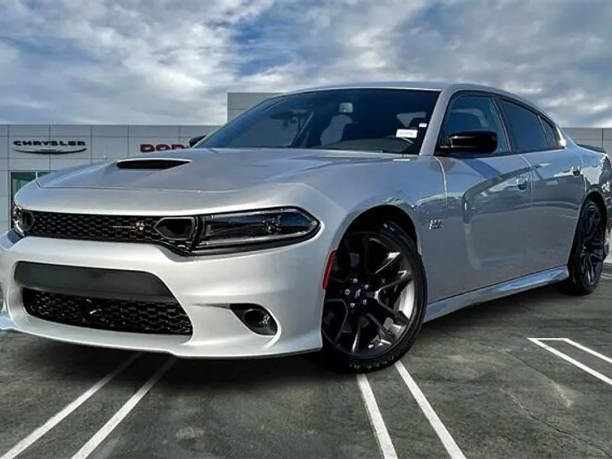 2023 Dodge Charger R/T Scat Pack photo 1