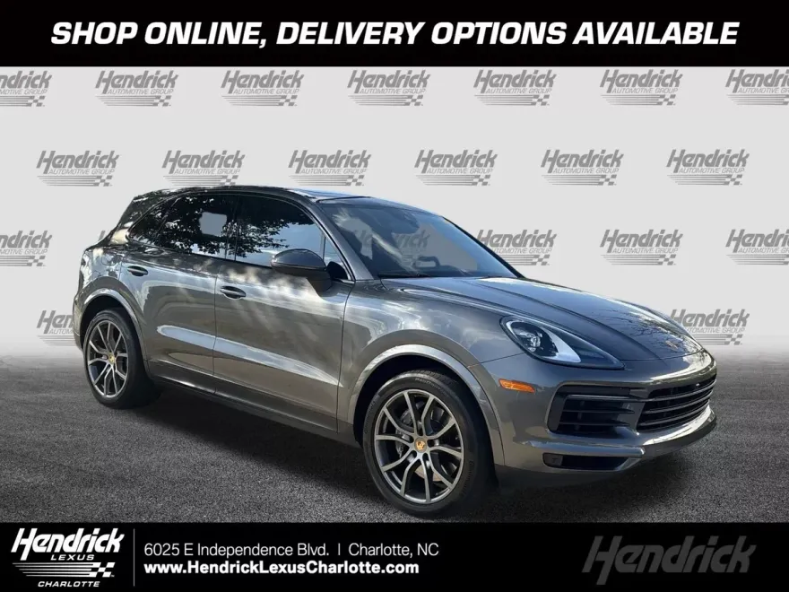 2023 Porsche Cayenne Platinum Edition photo 1