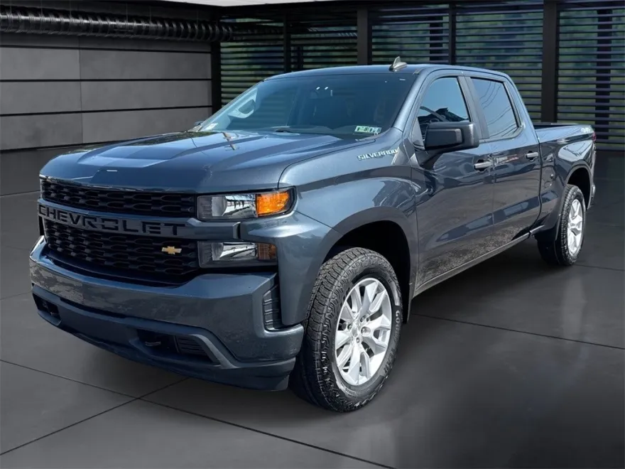 2020 Chevrolet Silverado 1500 Custom photo 1