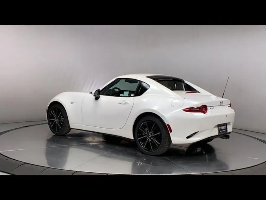 2025 Mazda MX-5 Miata Miata RF Grand Touring photo 37