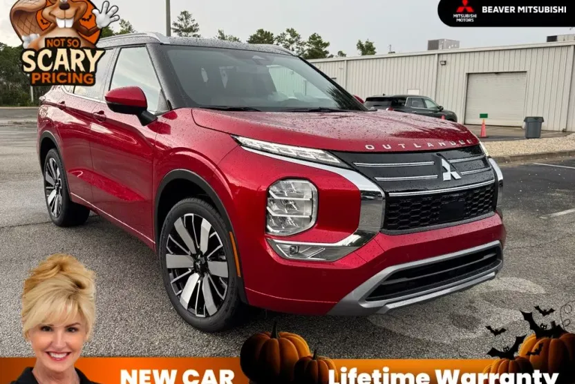 2025 Mitsubishi Outlander SEL photo 1