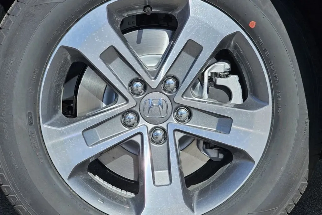 2025 Honda Pilot EX-L photo 1