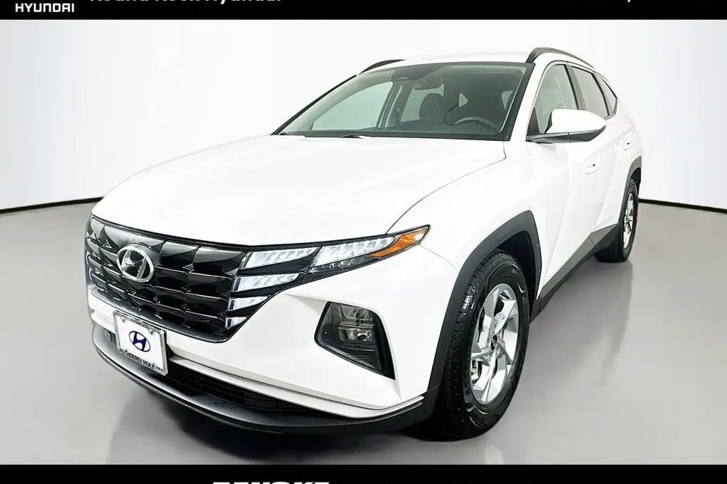 2024 Hyundai Tucson SEL photo 1