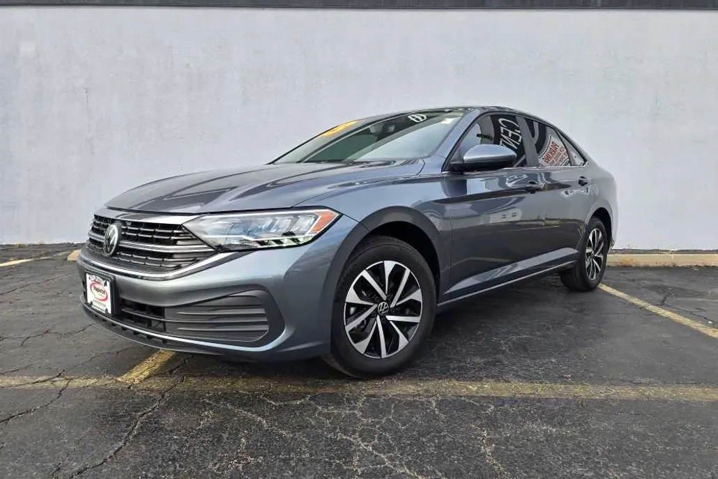 2023 Volkswagen Jetta S photo 1