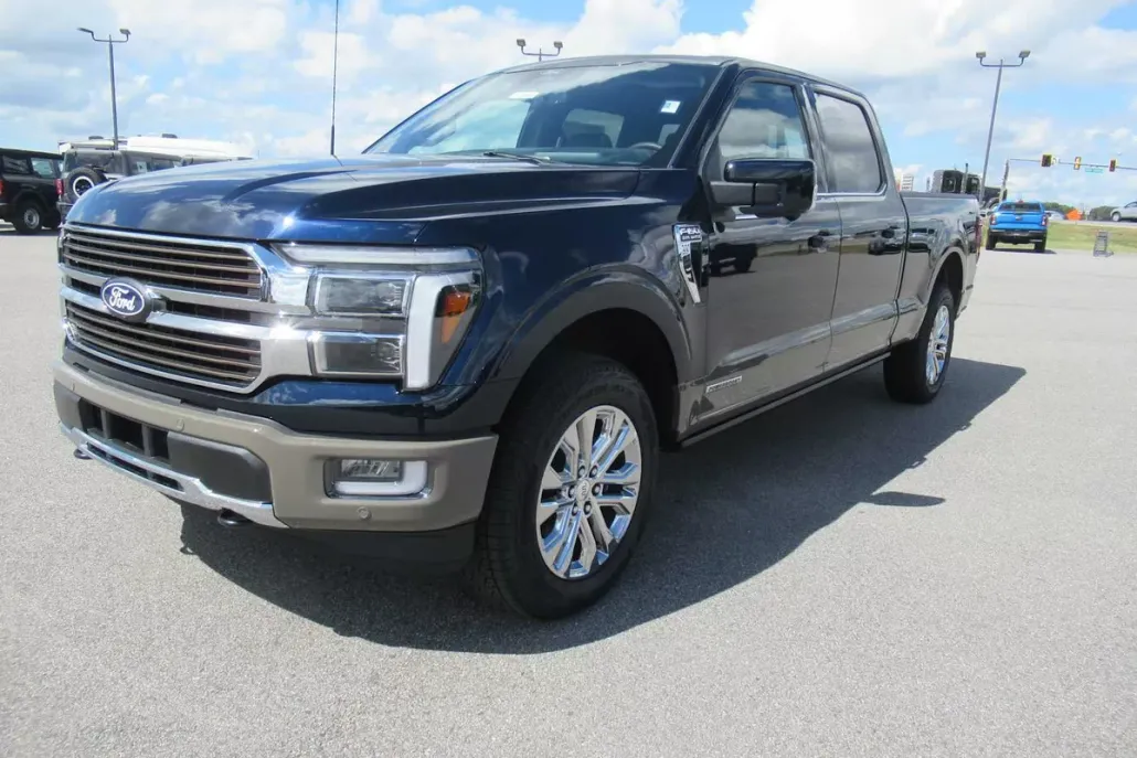 2025 Ford F-150 King Ranch photo 1