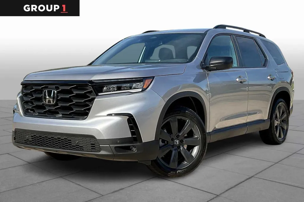 2025 Honda Pilot Sport photo 1