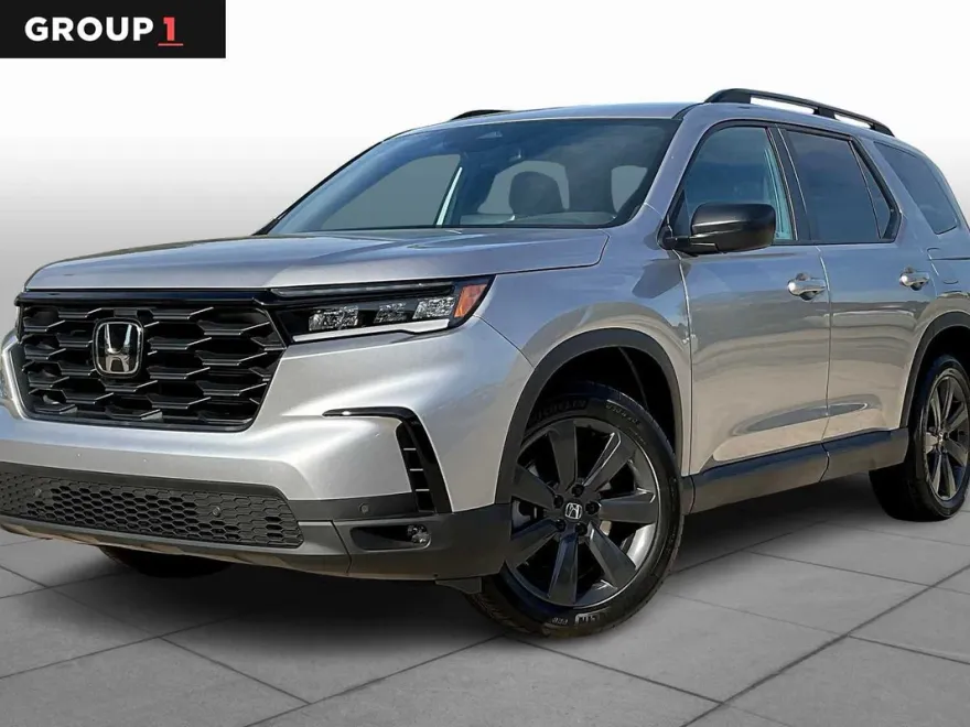 2025 Honda Pilot Sport photo 1