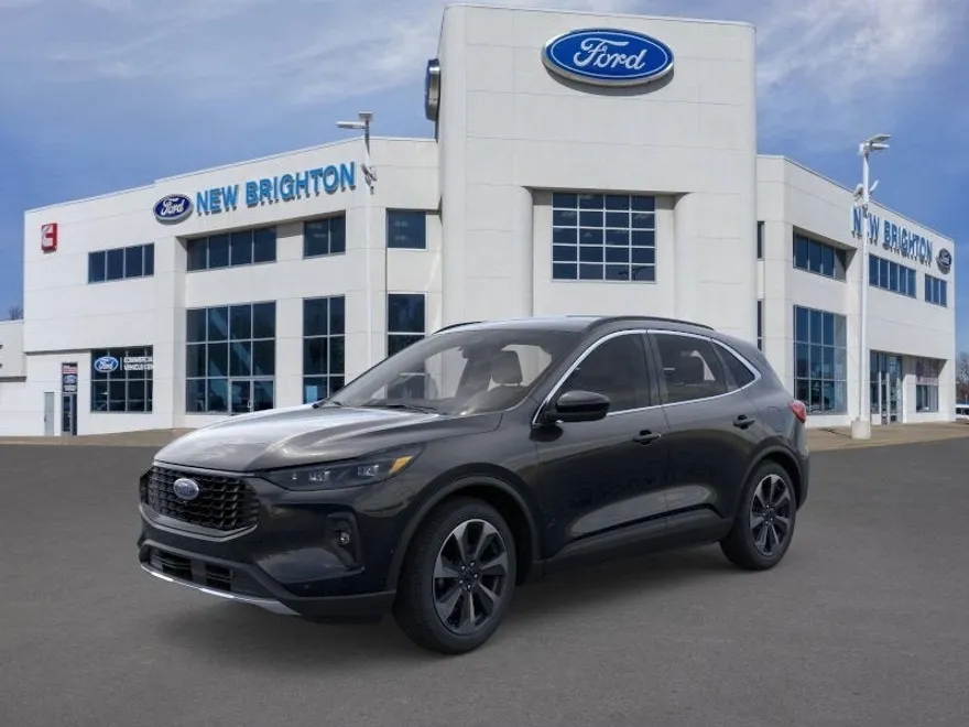2024 Ford Escape Platinum photo 1