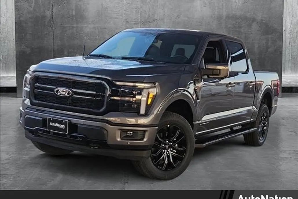 2025 Ford F-150 Lariat photo 1