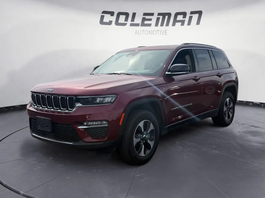 2024 Jeep Cherokee Limited 4xe photo 1
