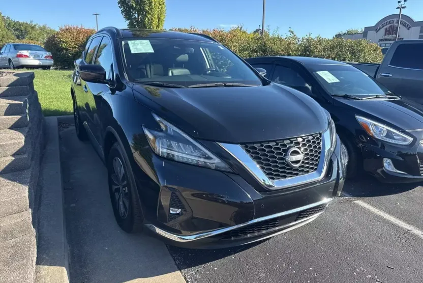 2023 Nissan Murano SV photo 1