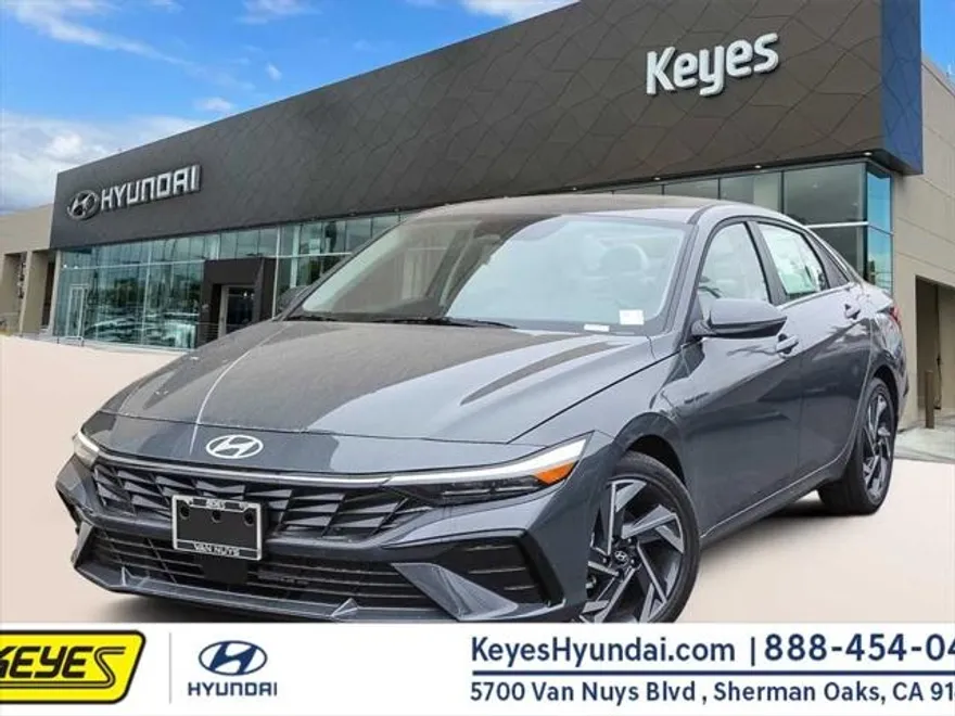 2025 Hyundai Elantra Limited photo 1