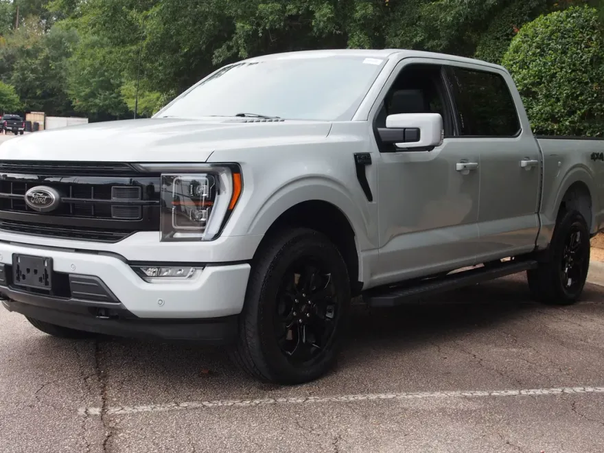 2023 Ford F-150 Lariat photo 1