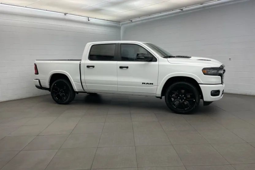 2025 Ram 1500 Laramie photo 1