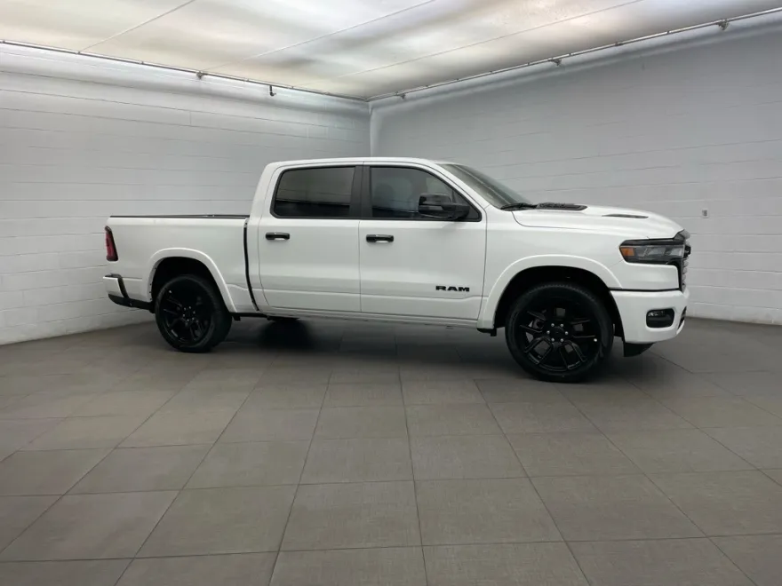 2025 Ram 1500 Laramie photo 1