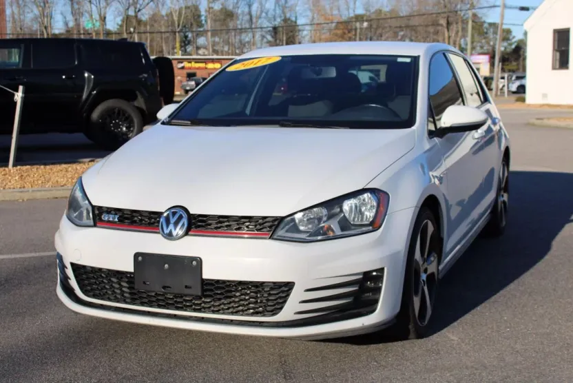 2017 Volkswagen Golf GTI photo 1