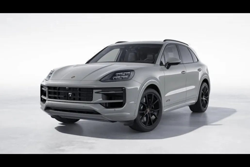 2025 Porsche Cayenne GTS photo 1