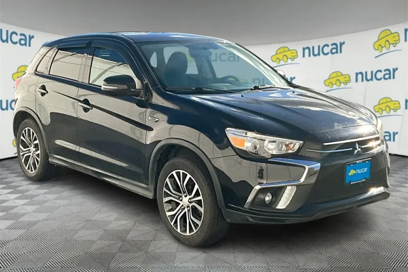 2018 Mitsubishi Outlander Sport SE photo 1